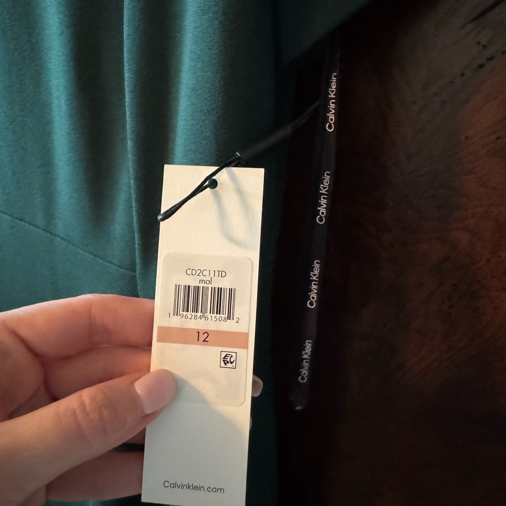 Calvin Klein Dark Green Tulip Sleeve Dress - Picture 4 of 5